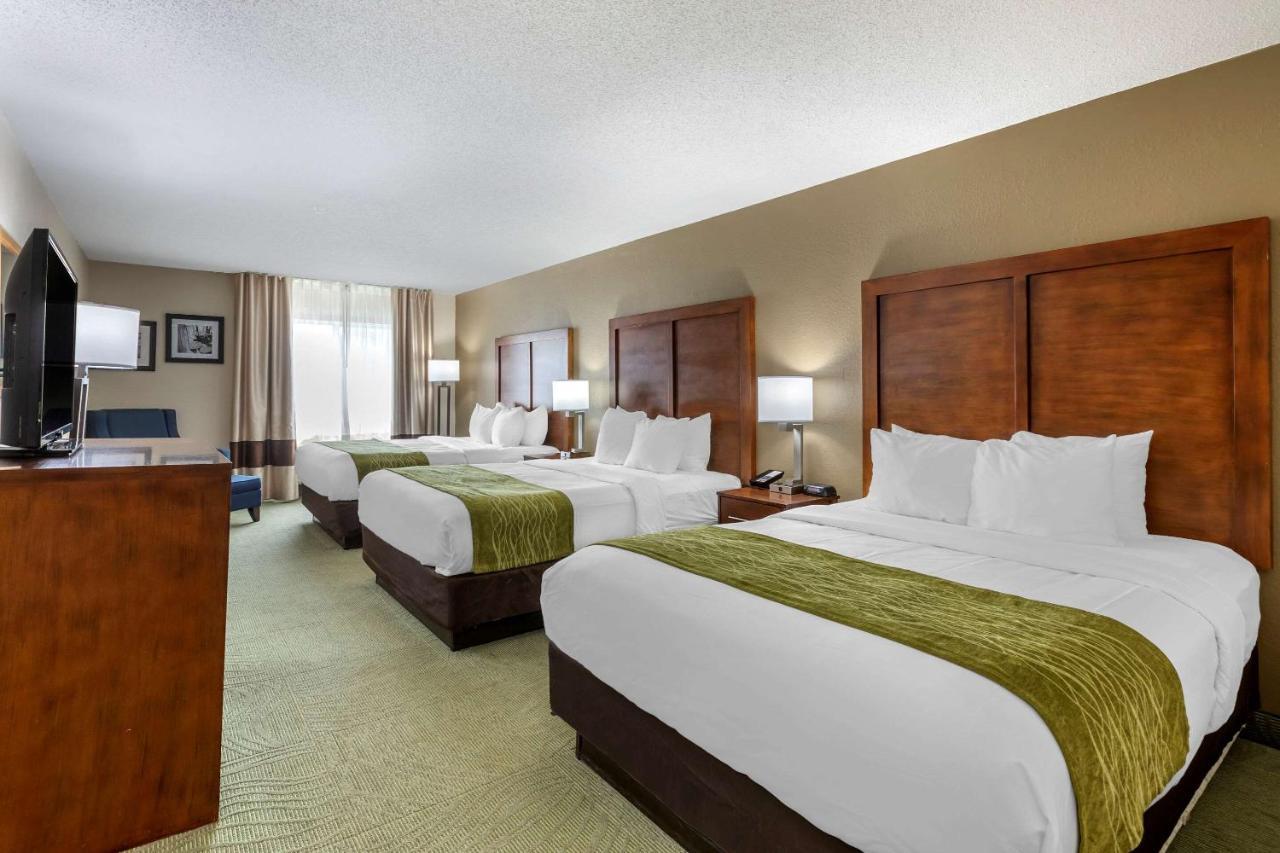 Comfort Inn Muscatine Near Hwy 61 Exteriör bild