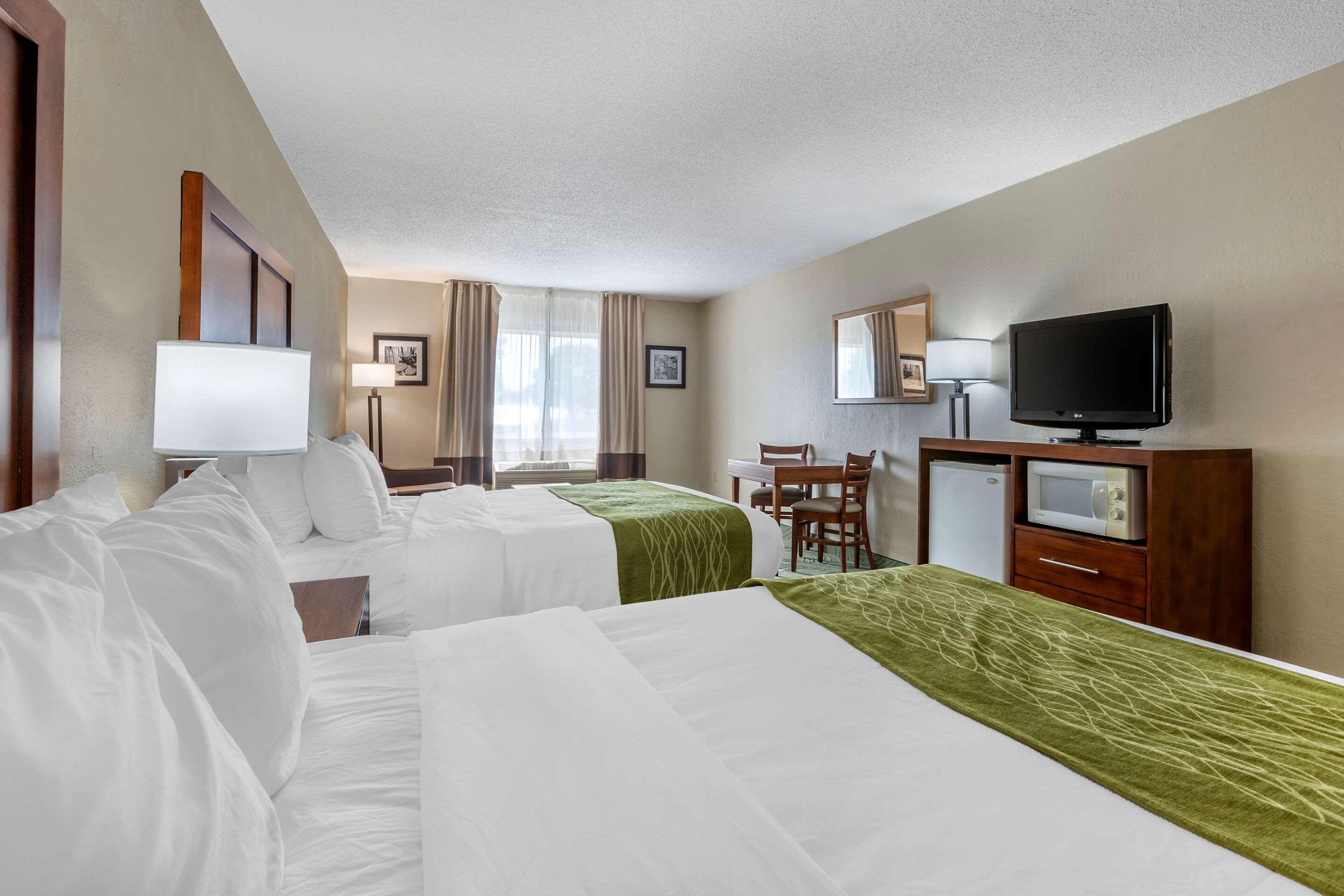 Comfort Inn Muscatine Near Hwy 61 Exteriör bild