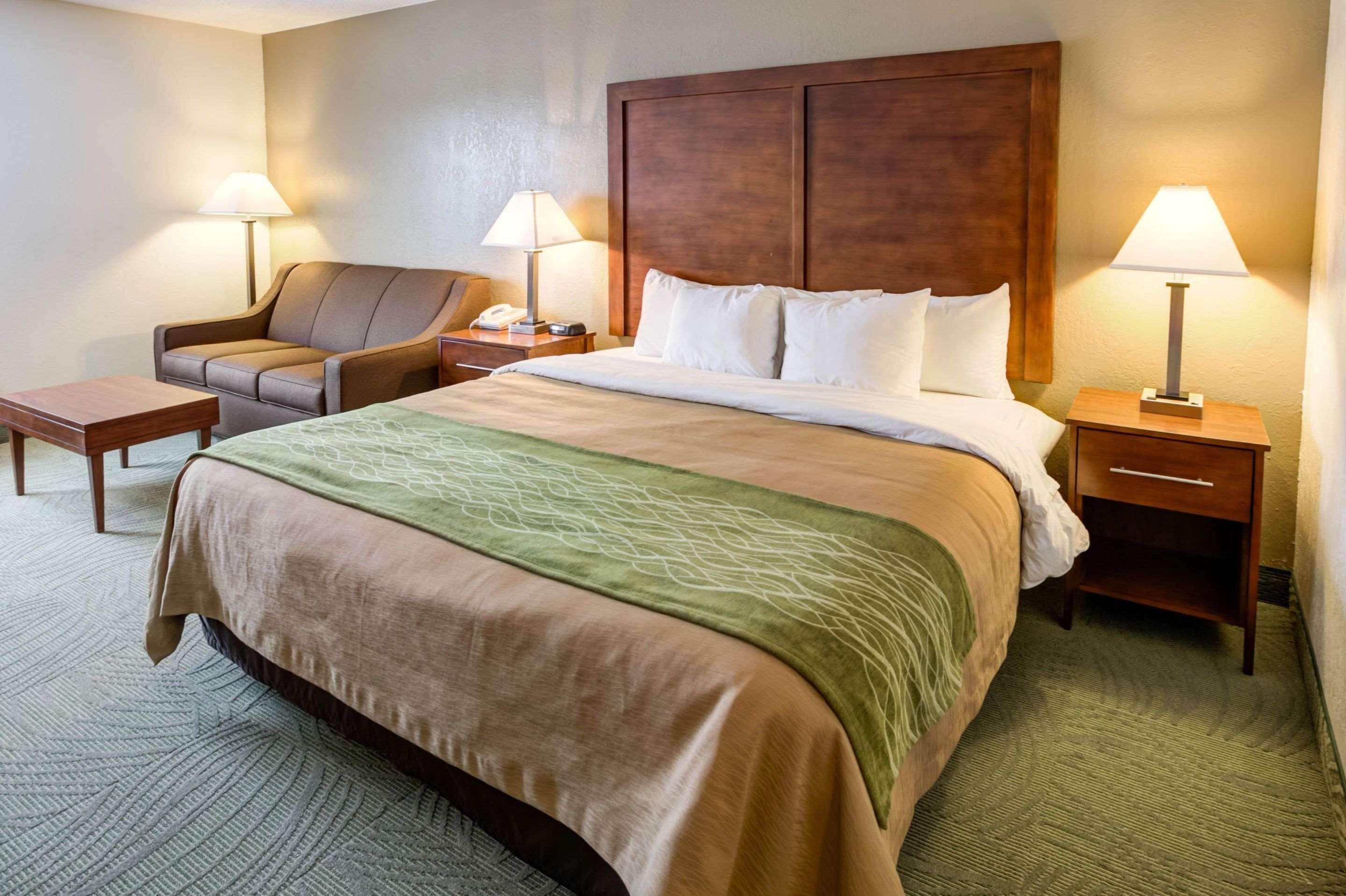 Comfort Inn Muscatine Near Hwy 61 Exteriör bild