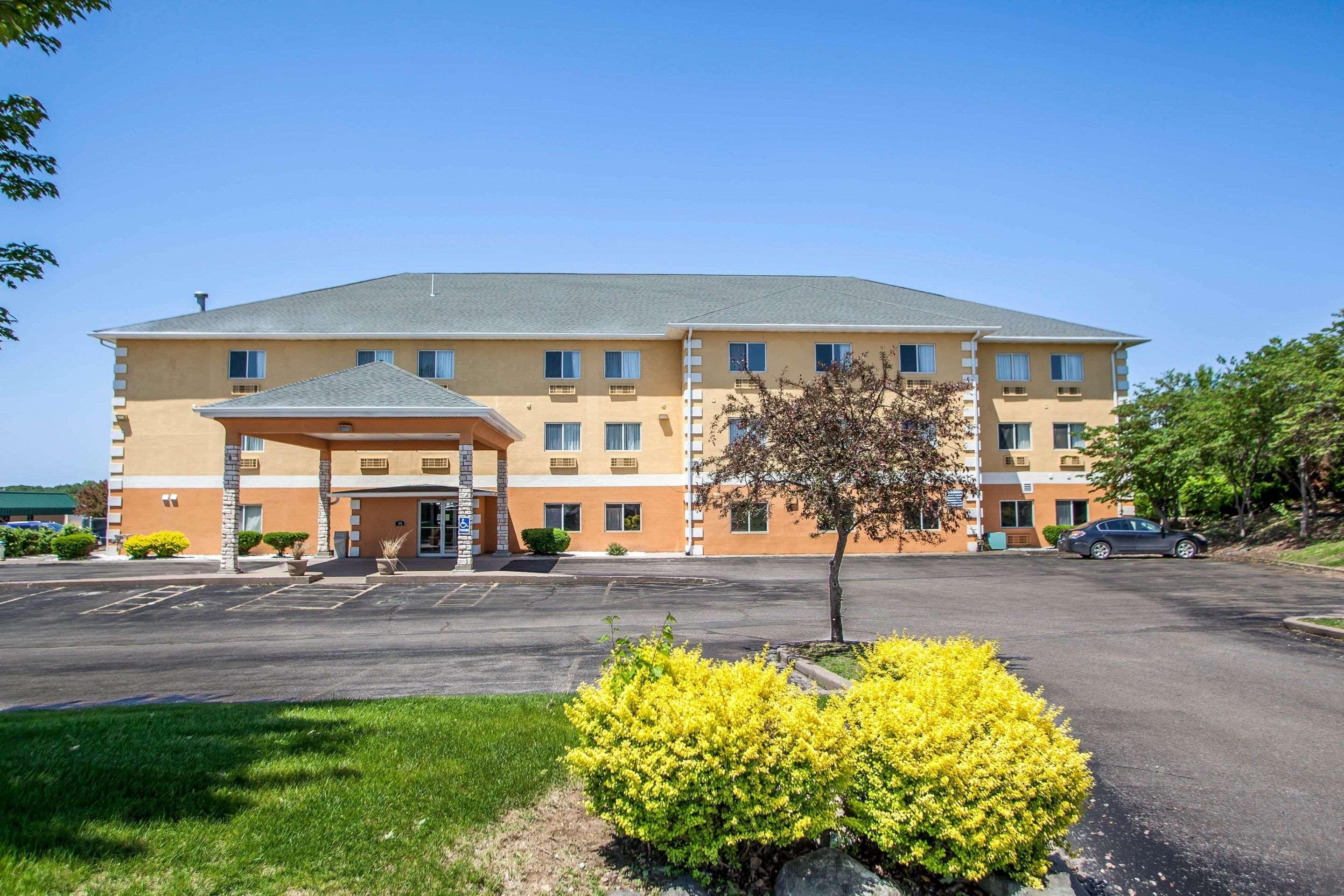 Comfort Inn Muscatine Near Hwy 61 Exteriör bild